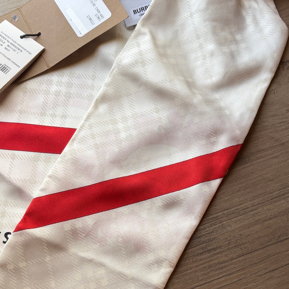 NWT Burberry Society Silk Foulard Chignon - Picture 4 of 13